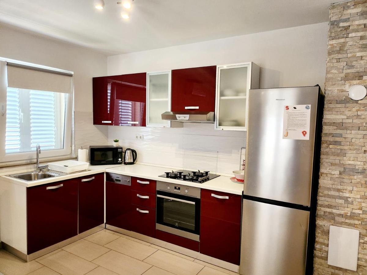 Apartament Ena Turanj Zewnętrze zdjęcie